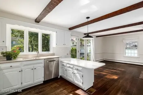14 Shoal Point Lane Riverside CT 06878