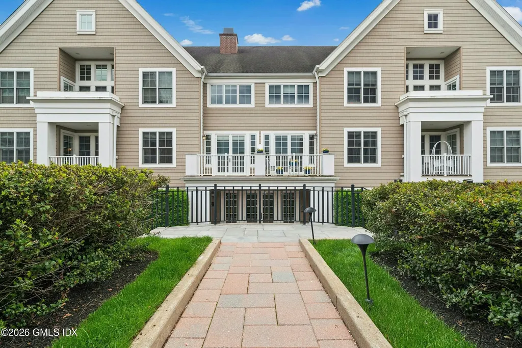 77 Havemeyer Lane Stamford CT 06902