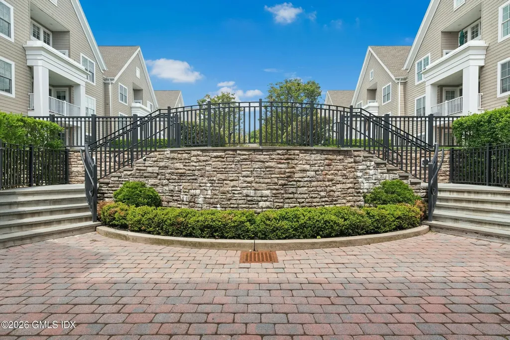 77 Havemeyer Lane Stamford CT 06902