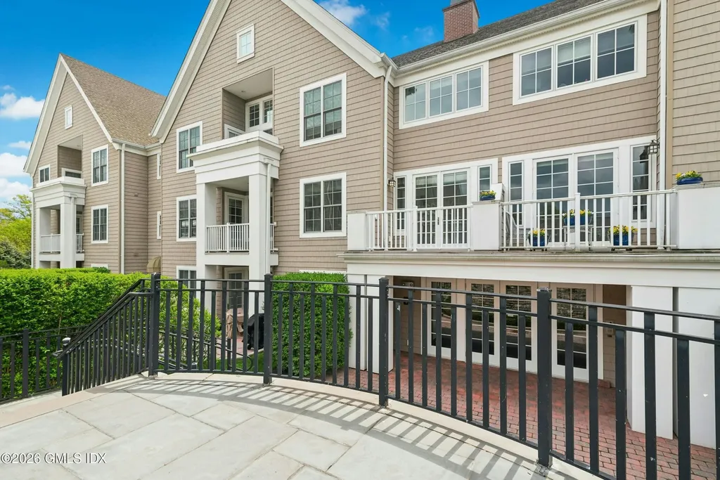 77 Havemeyer Lane Stamford CT 06902