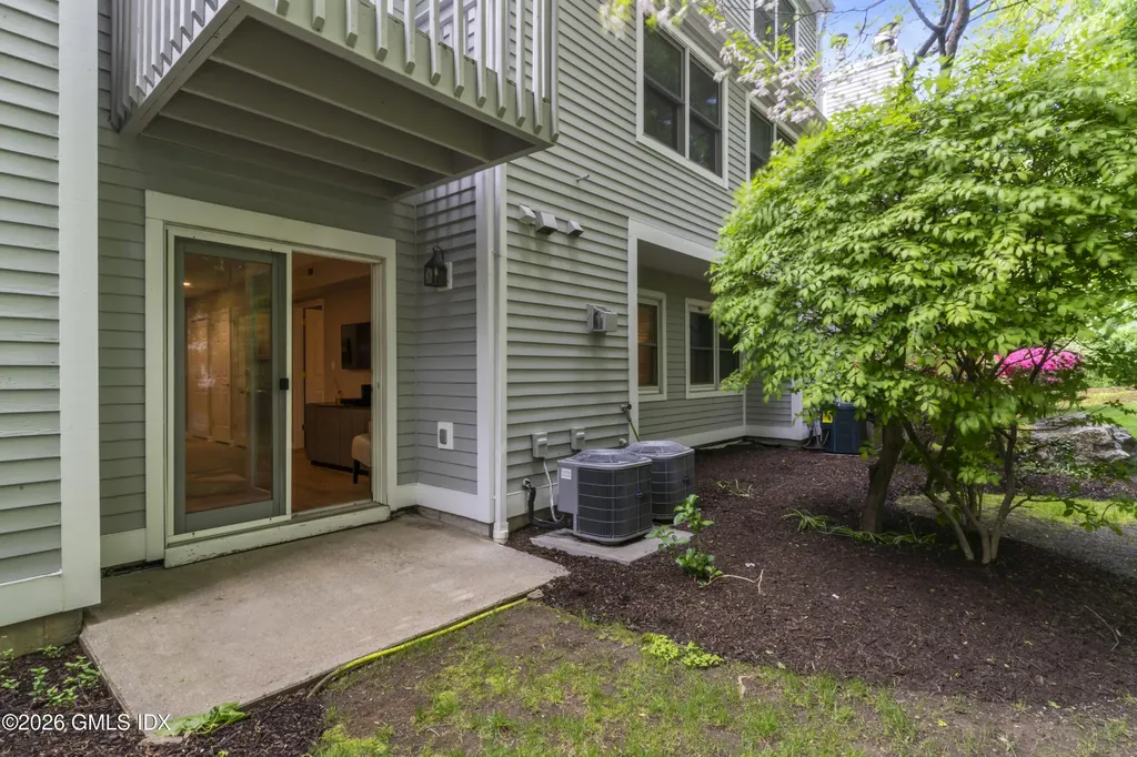 351 Pemberwick Road Greenwich CT 06831