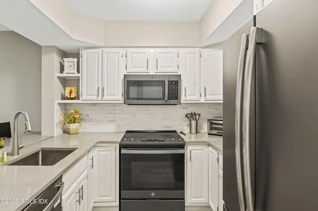 351 Pemberwick Road Greenwich CT 06831
