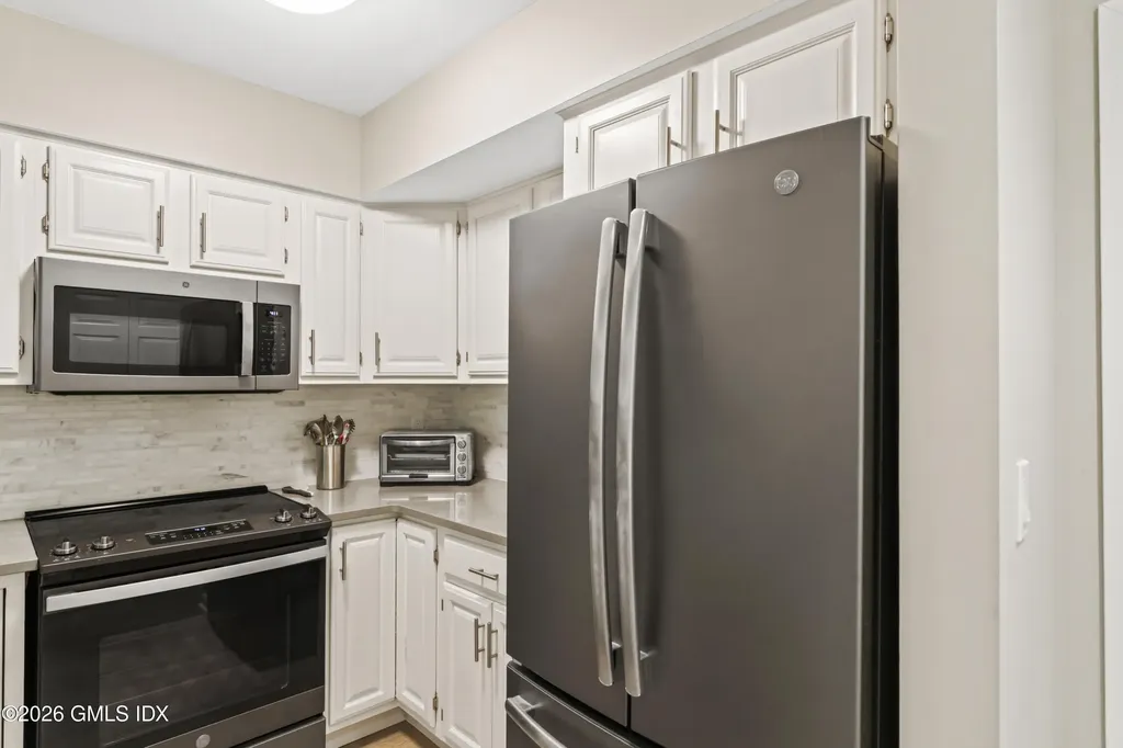 351 Pemberwick Road Greenwich CT 06831