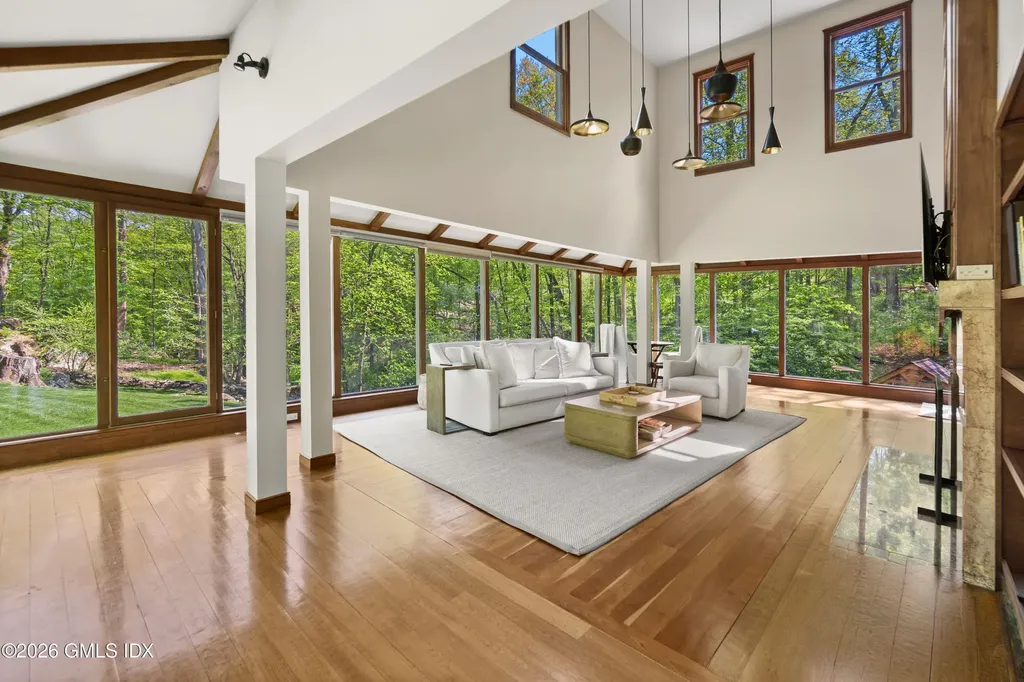386 Taconic Road Greenwich CT 06831