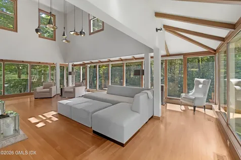 386 Taconic Road Greenwich CT 06831