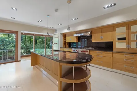 386 Taconic Road Greenwich CT 06831