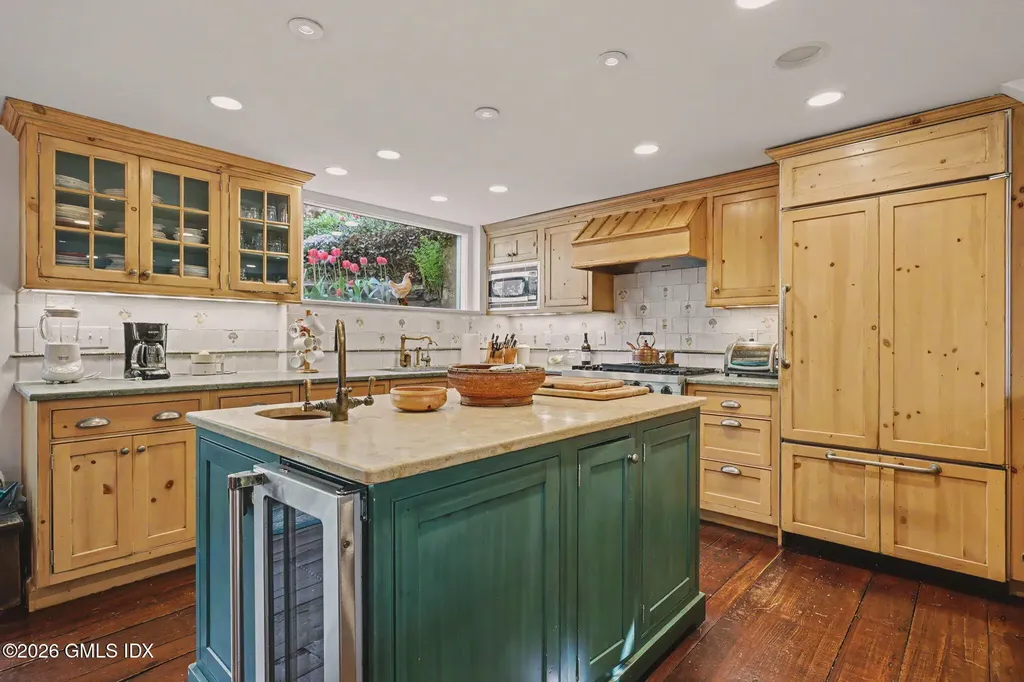 195 Old Mill Road Greenwich CT 06831