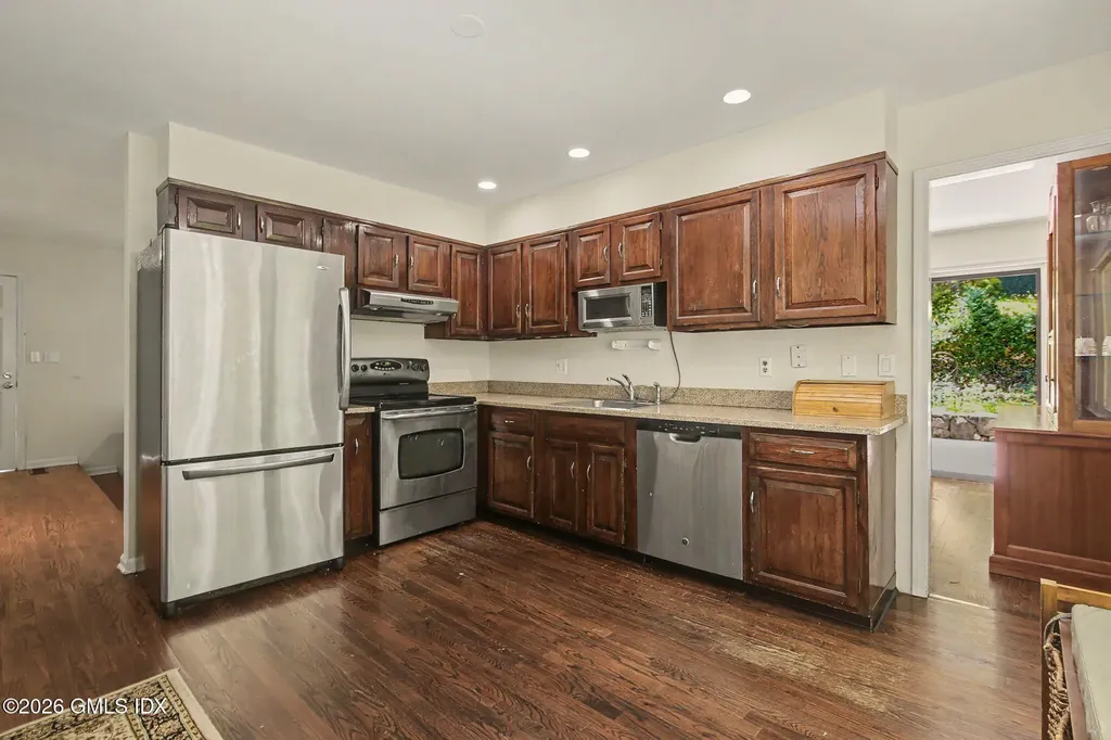 15A Hickory Drive Greenwich CT 06831