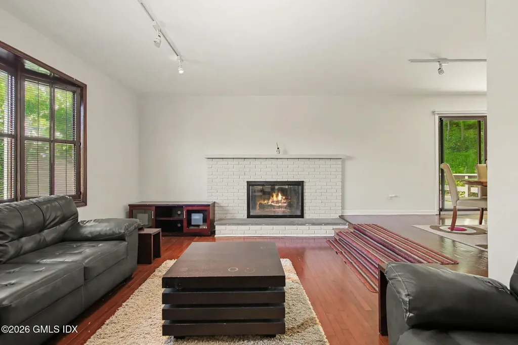 15A Hickory Drive Greenwich CT 06831