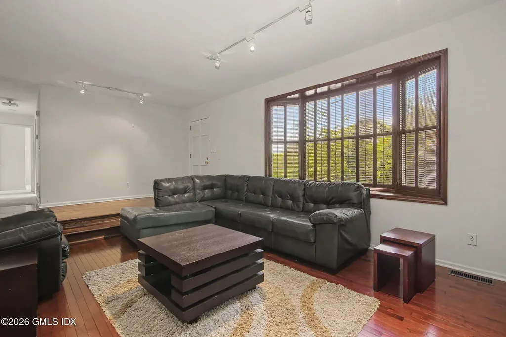 15A Hickory Drive Greenwich CT 06831