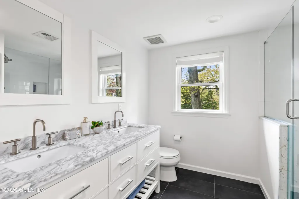 74 Long Meadow Road Riverside CT 06878
