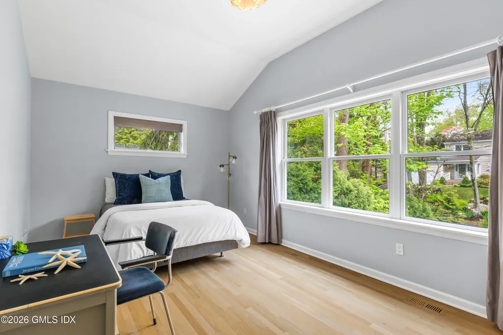 74 Long Meadow Road Riverside CT 06878