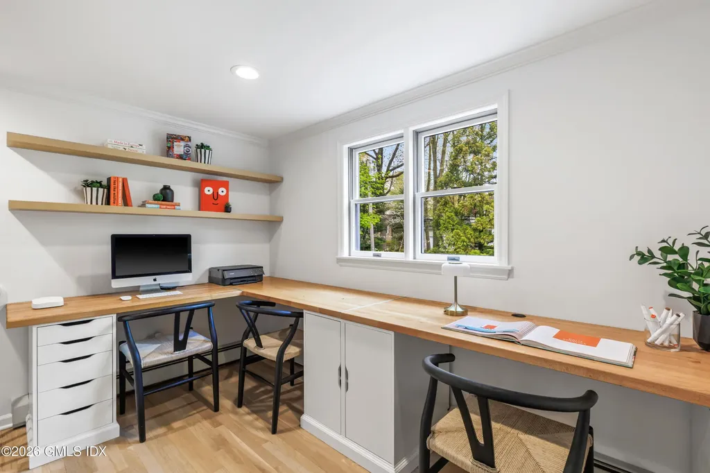 74 Long Meadow Road Riverside CT 06878