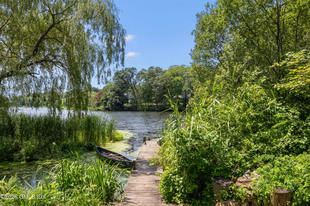 74 Long Meadow Road Riverside CT 06878