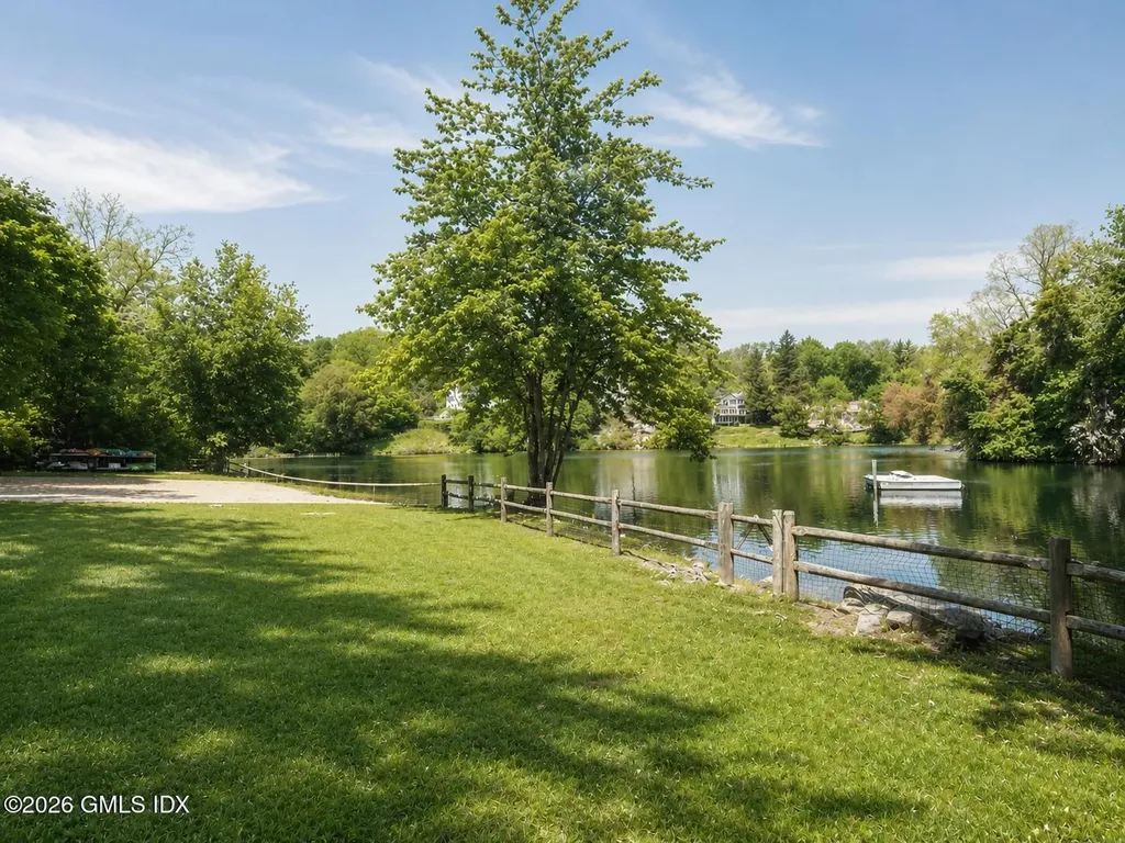74 Long Meadow Road Riverside CT 06878