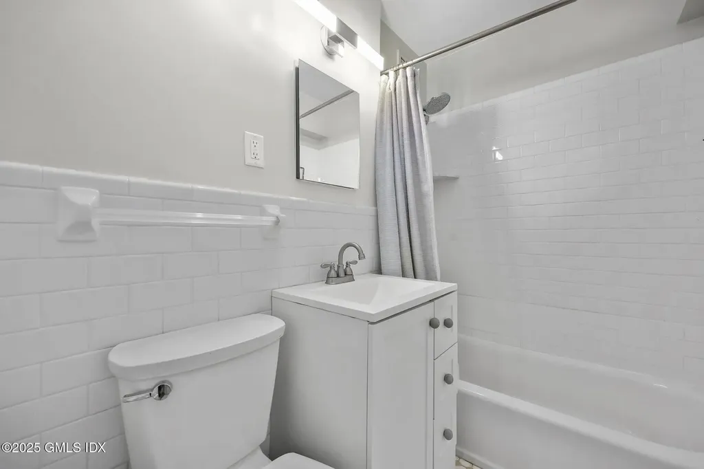 52 Lafayette Place Greenwich CT 06830