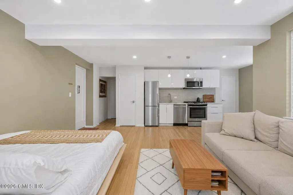 52 Lafayette Place Greenwich CT 06830