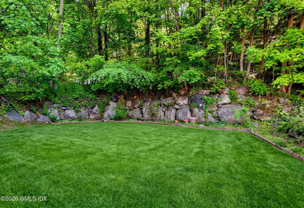 37 Pemberwick Road Greenwich CT 06831