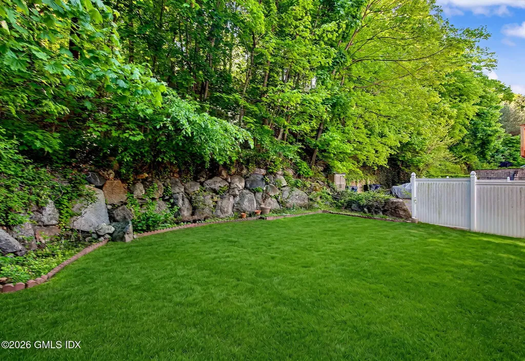 37 Pemberwick Road Greenwich CT 06831