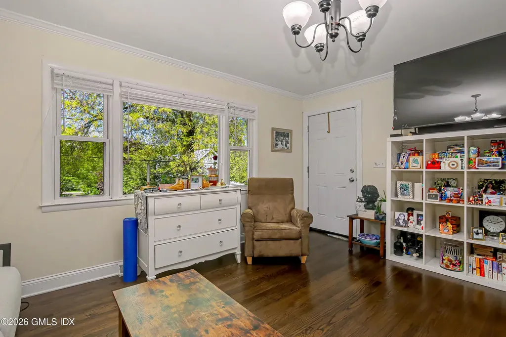 37 Pemberwick Road Greenwich CT 06831