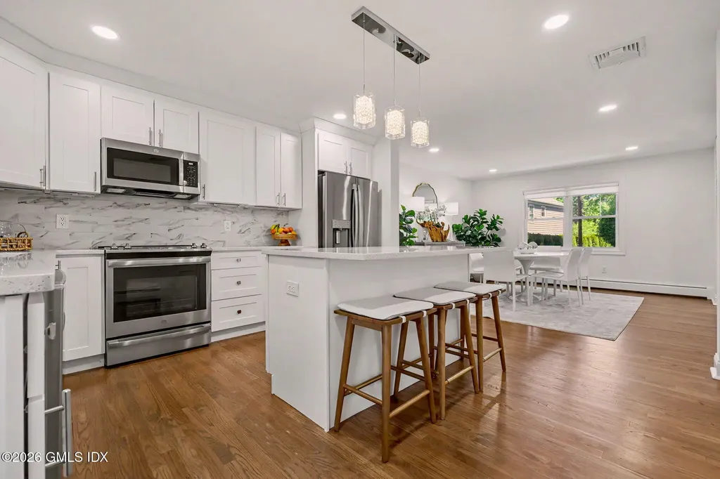 34 1/2 Orchard Street Cos Cob CT 06807