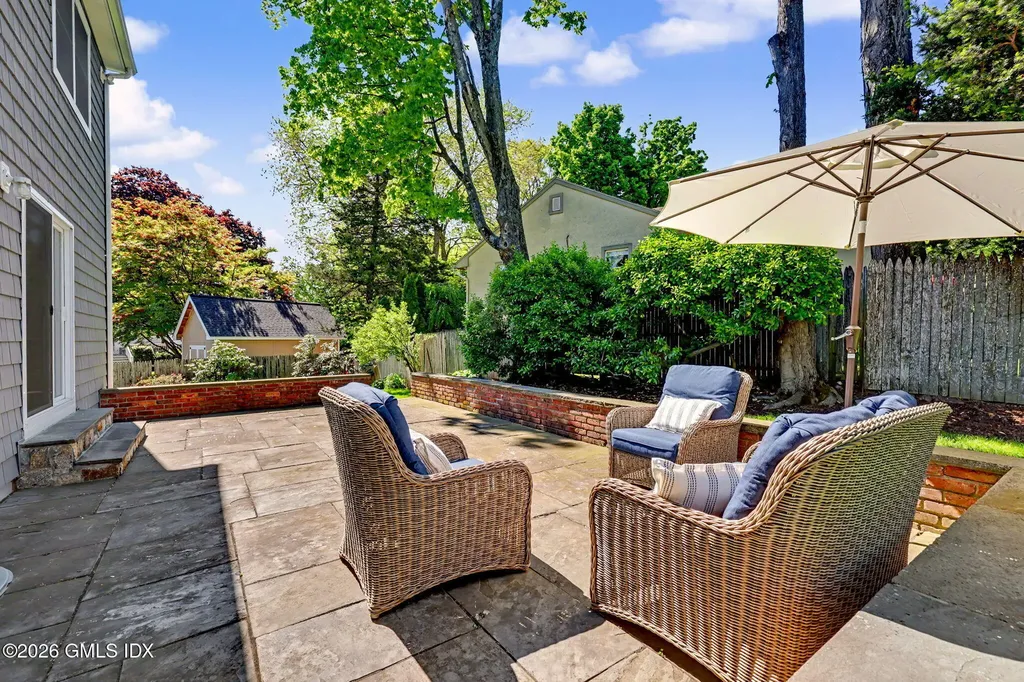 34 1/2 Orchard Street Cos Cob CT 06807