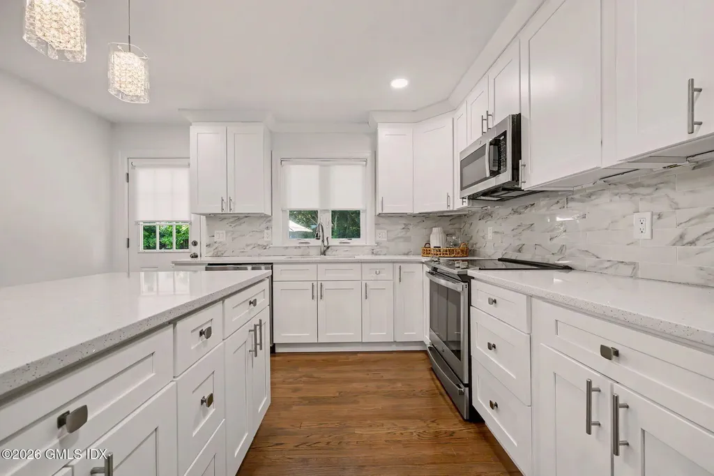 34 1/2 Orchard Street Cos Cob CT 06807