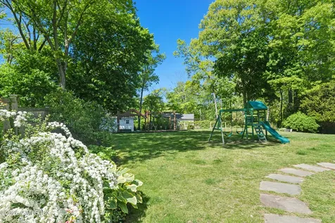 48 North Ridge Road Old Greenwich CT 06870