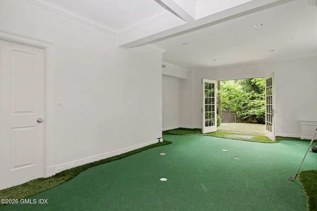 24 Stillman Lane Greenwich CT 06831