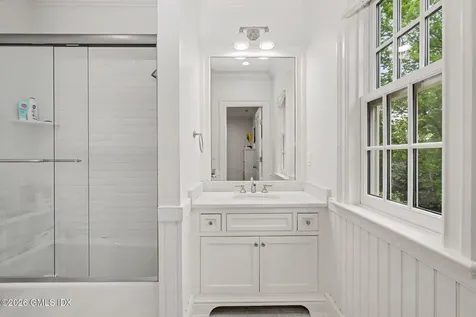 24 Stillman Lane Greenwich CT 06831