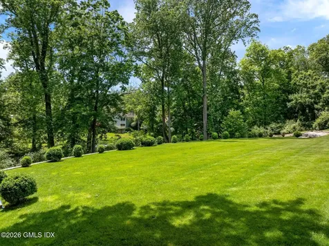 24 Stillman Lane Greenwich CT 06831