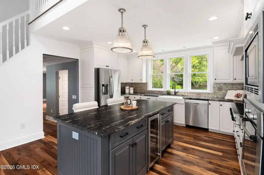 469 Taconic Road Greenwich CT 06831