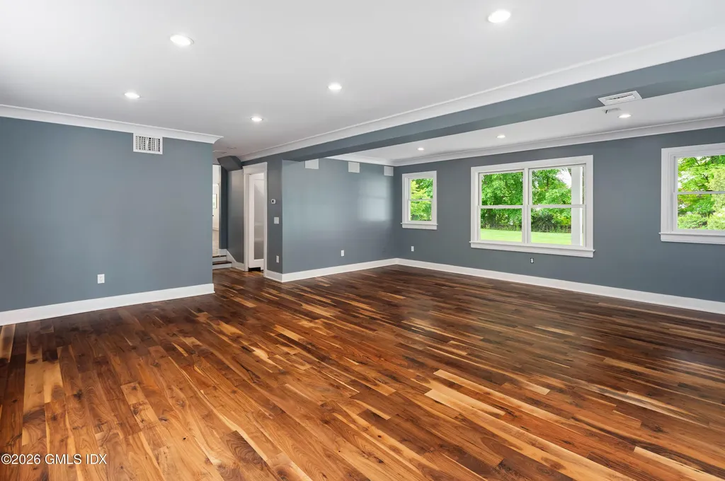 469 Taconic Road Greenwich CT 06831