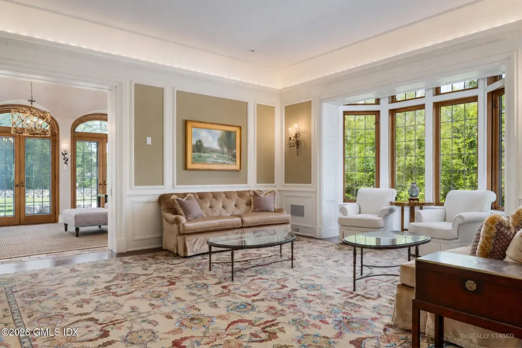 19 Khakum Drive Greenwich CT 06831