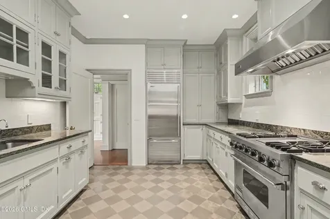 183 E Putnam Avenue Greenwich CT 06830