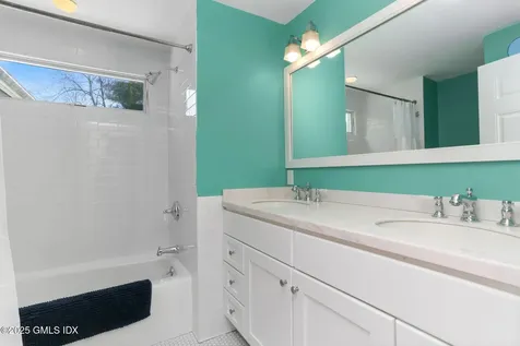 1 Ernel Drive Riverside CT 06878