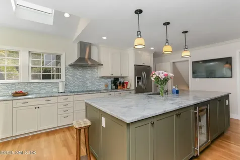 1 Ernel Drive Riverside CT 06878