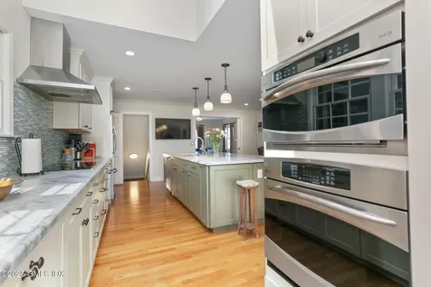 1 Ernel Drive Riverside CT 06878