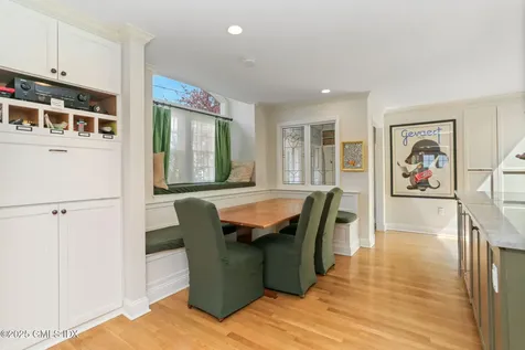 1 Ernel Drive Riverside CT 06878