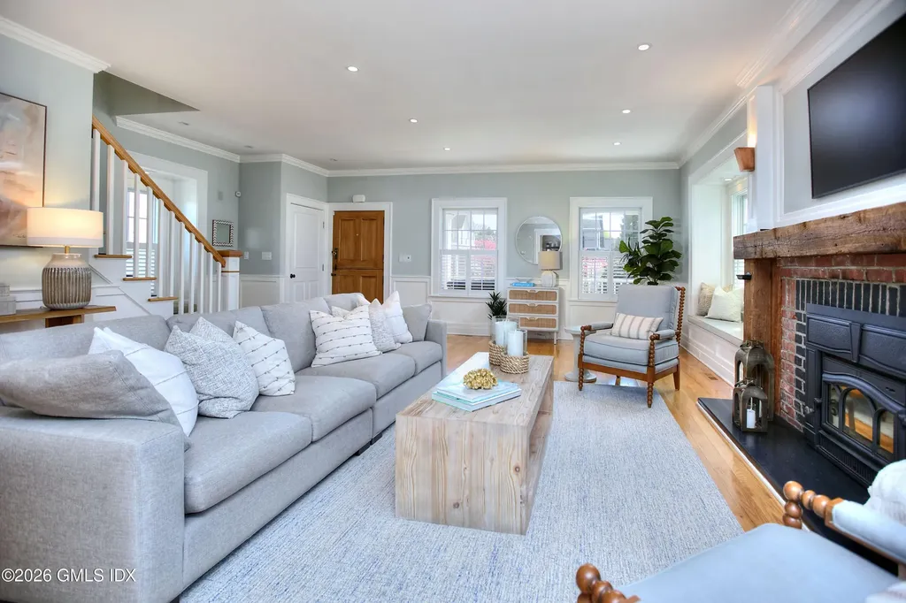 7 Heusted Drive Old Greenwich CT 06870