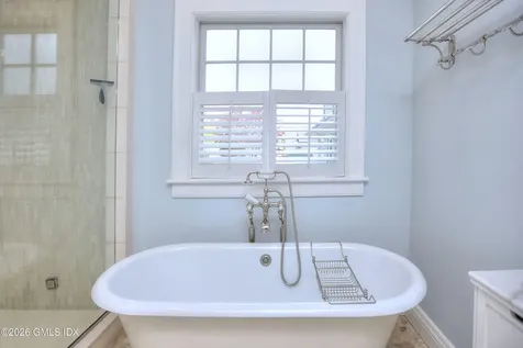 7 Heusted Drive Old Greenwich CT 06870