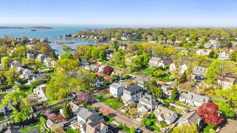 7 Heusted Drive Old Greenwich CT 06870