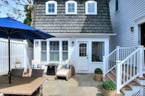 7 Heusted Drive Old Greenwich CT 06870