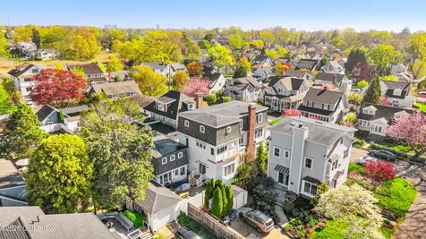 7 Heusted Drive Old Greenwich CT 06870
