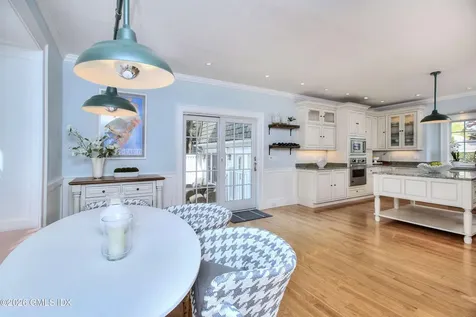 7 Heusted Drive Old Greenwich CT 06870