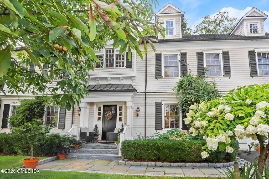 44 Riverside Lane Riverside CT 06878