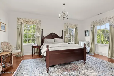 44 Riverside Lane Riverside CT 06878