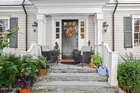 44 Riverside Lane Riverside CT 06878