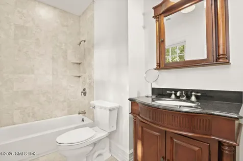 44 Riverside Lane Riverside CT 06878