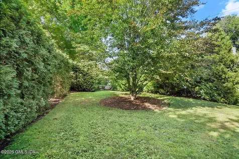 44 Riverside Lane Riverside CT 06878